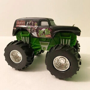 2001 Dennis Andersons Grave Digger Hot Wheels Monster Truck Friction Push and Go